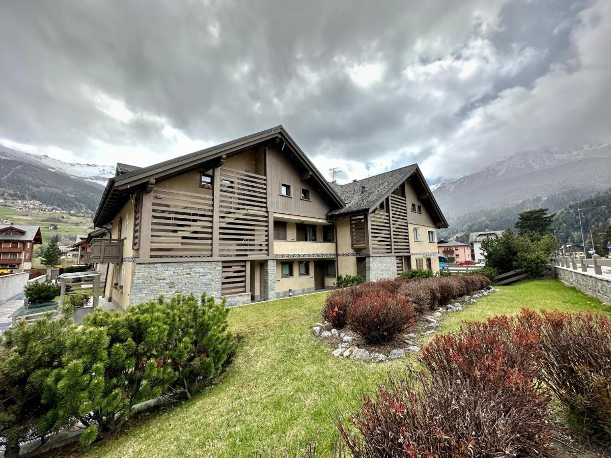 Al Bait Del Legn 2 Apartment Bormio Luaran gambar